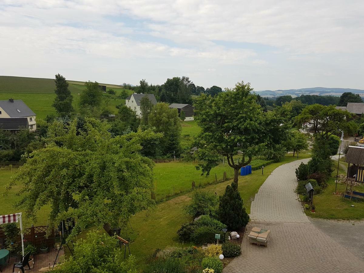 Strasse Des Friedens Appartement Hilmersdorf Buitenkant foto